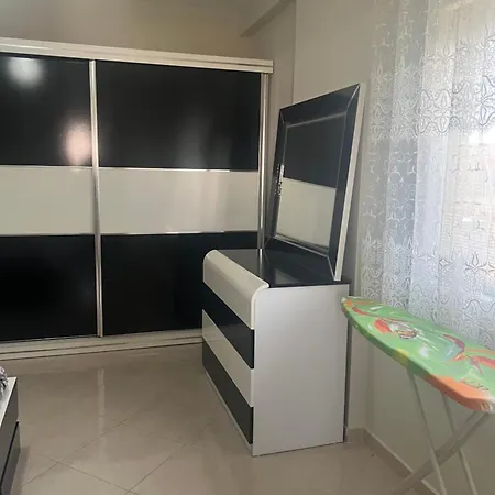 Sea View Beachside Apartment Golem (Tirana)